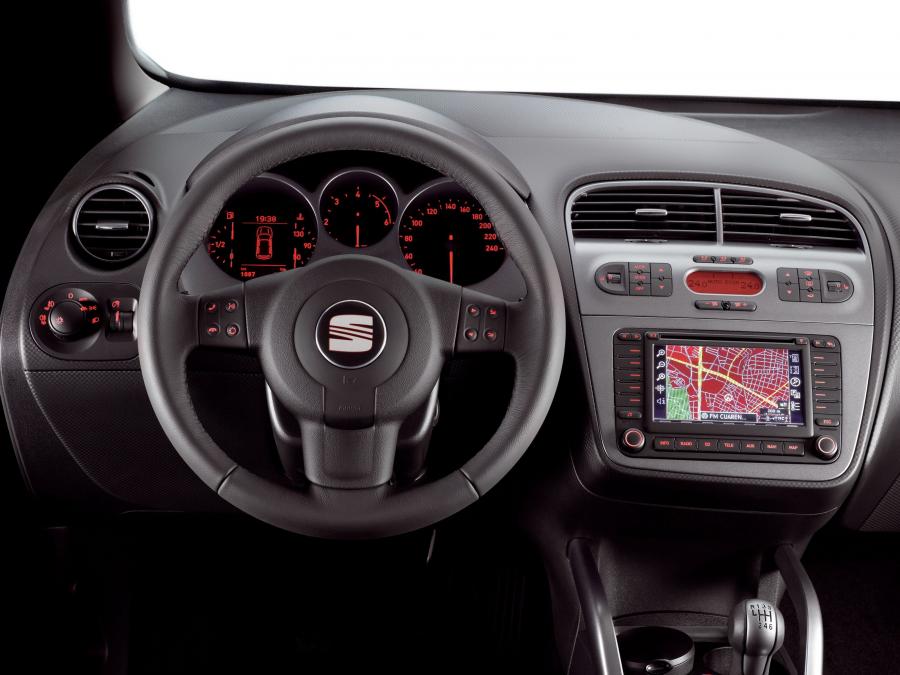 Seat Altea XL 2006 года  (фото 22 из 134)